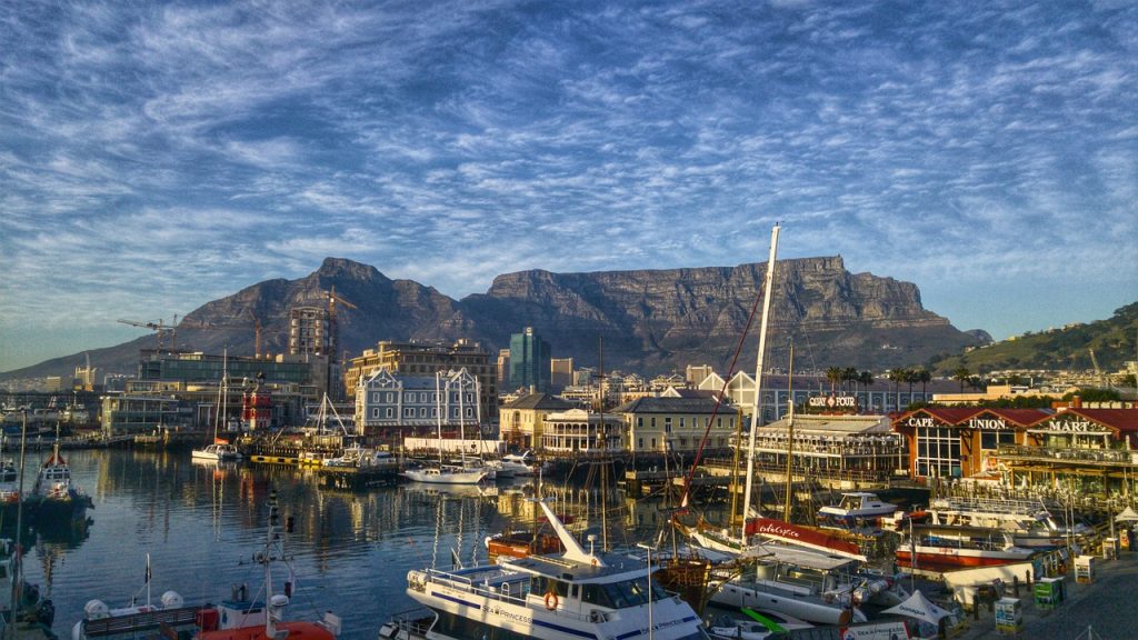 cape town, table mountain, waterfront-1562907.jpg
